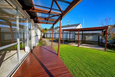 Photo of property in 1b Horoeka Street, Stokes Valley, Lower Hutt, 5019
