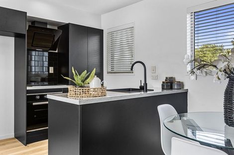 Photo of property in 143 Purchas Street, Edgeware, Christchurch, 8013