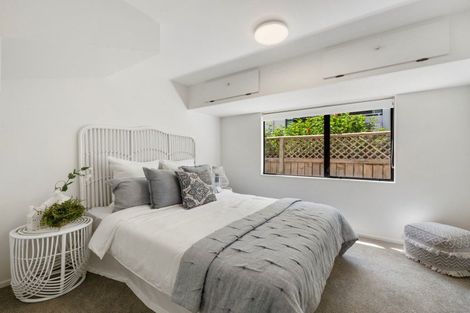 Photo of property in 3 The Mall, Mount Maunganui, 3116