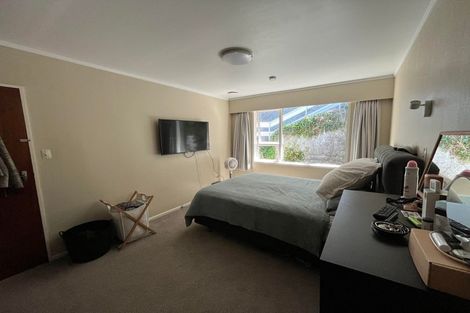 Photo of property in 2/161 Onslow Road, Khandallah, Wellington, 6035