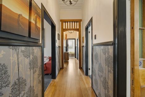 Photo of property in 162 Tukapa Street, Westown, New Plymouth, 4310