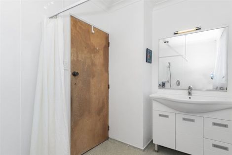 Photo of property in 4 Links Avenue, Mount Maunganui, 3116