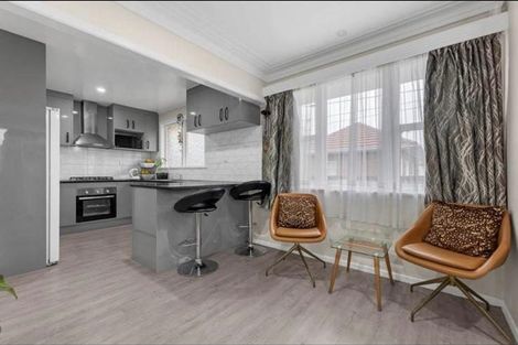 Photo of property in 1/87 Carruth Road, Papatoetoe, Auckland, 2025