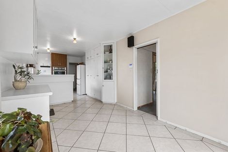 Photo of property in 178 Glover Road, Hawera, 4610