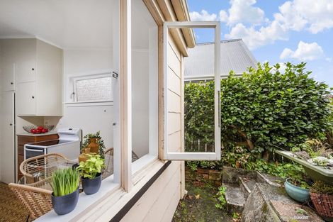 Photo of property in 53 Hanover Street, Wadestown, Wellington, 6012