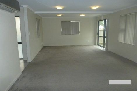 Photo of property in 91 Keri Vista Rise, Papakura, 2110