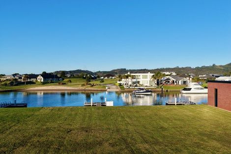 Photo of property in 23 Awatea Drive, Whitianga, 3510