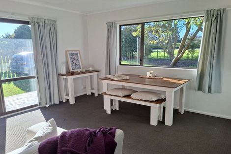 Photo of property in 8b Carthew Street, Okato, 4335