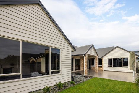 Photo of property in 46 Palliser Drive, Huntington, Hamilton, 3210