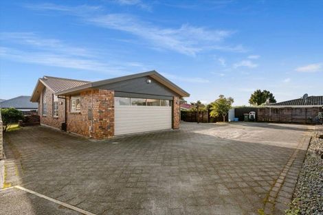 Photo of property in 54 Fairview Place, Te Puke, 3119