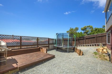 Photo of property in 6 Patiki Place, Titahi Bay, Porirua, 5022