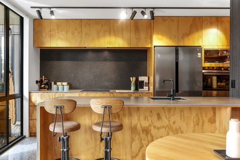 Photo of property in 11a Norma Avenue, Te Atatu South, Auckland, 0610