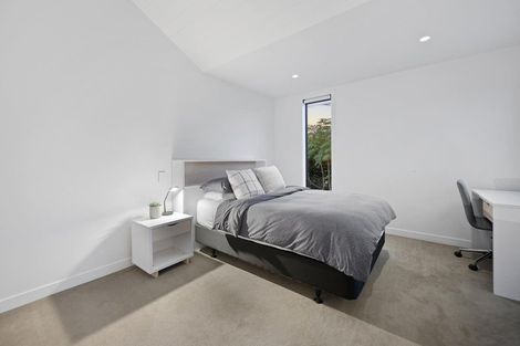 Photo of property in 24 Seacliffe Avenue, Belmont, Auckland, 0622