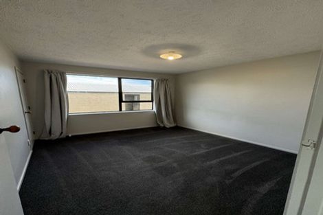 Photo of property in 128a Inwoods Close, Parklands, Christchurch, 8083