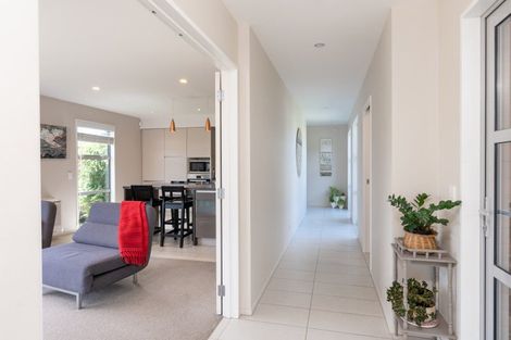 Photo of property in 24 Pukenamu Road, Rainbow Point, Taupo, 3330