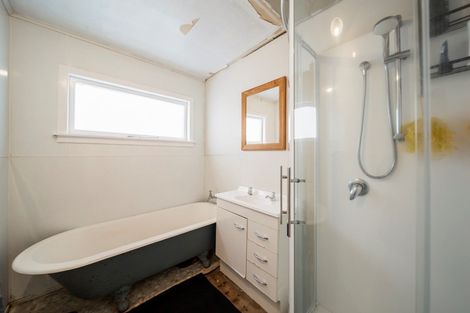 Photo of property in 107 Waihi Road, Hawera, 4610