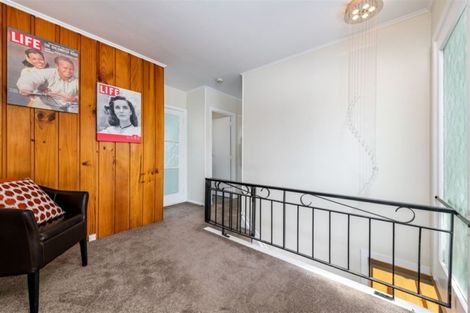 Photo of property in 2 Taioma Crescent, Te Atatu Peninsula, Auckland, 0610