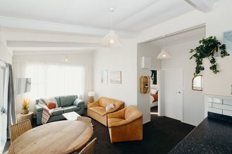 Photo of property in 2/204a Park Road South, Akina, Hastings, 4122