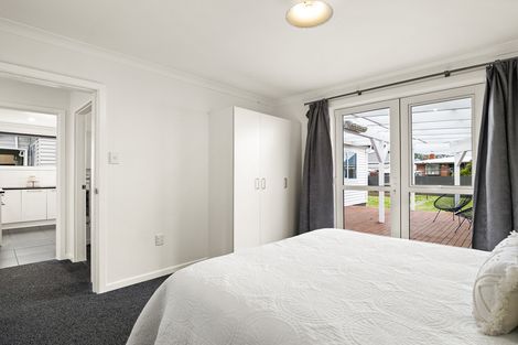 Photo of property in 272 Oxford Street, South Dunedin, Dunedin, 9012