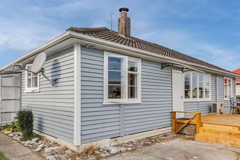 Photo of property in 4 Colvin Street, Westport, 7825