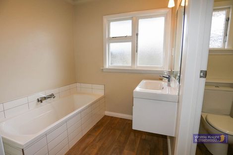 Photo of property in 190 Cashmere Road, Hoon Hay, Christchurch, 8025