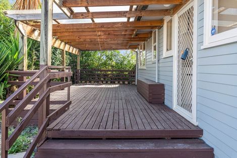 Photo of property in 14 Tairere Crescent, Rosehill, Papakura, 2113