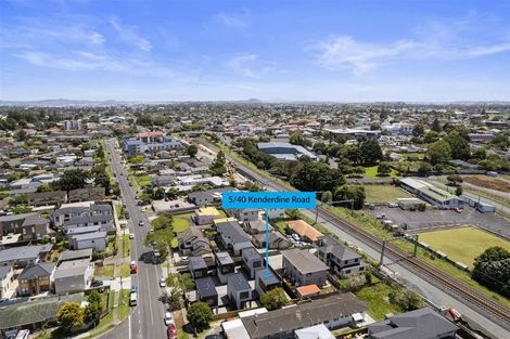 Photo of property in 40e Kenderdine Road, Papatoetoe, Auckland, 2025