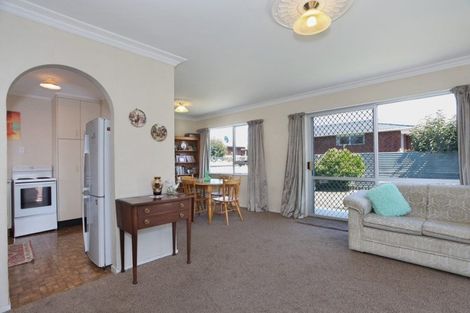 Photo of property in 101c Church Street, West End, Palmerston North, 4412
