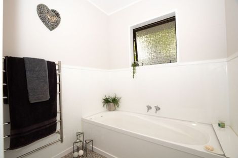 Photo of property in 21 Waikato Esplanade, Ngaruawahia, 3720