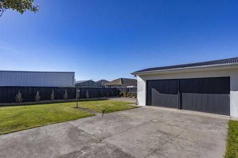 Photo of property in 82 East Belt, Rangiora, 7400