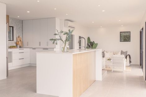 Photo of property in 280 Major Hornbrook Road, Mount Pleasant, Christchurch, 8081