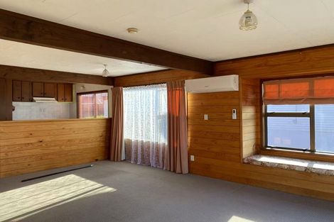 Photo of property in 21 Melandra Road, Stanmore Bay, Whangaparaoa, 0932