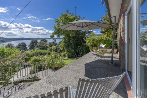 Photo of property in 15 Opou Road, Titirangi, Auckland, 0604