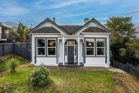 Photo of property in 39 Argyle Street, Mornington, Dunedin, 9011