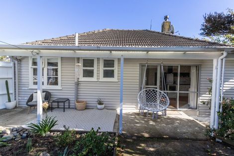 Photo of property in 62 Dimock Street, Titahi Bay, Porirua, 5022