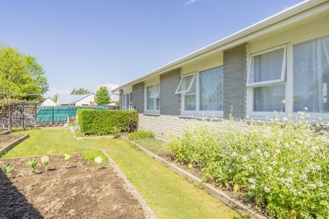 Photo of property in 12 Pensacola Crescent, Broomfield, Christchurch, 8042