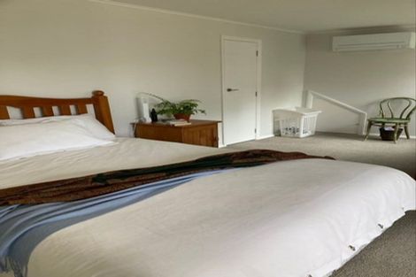 Photo of property in 85 Harbour View Road, Northland, Wellington, 6012