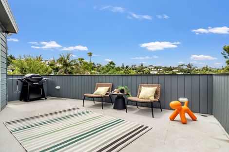 Photo of property in 1/62 Stapleford Crescent, Browns Bay, Auckland, 0630