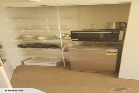 Photo of property in 6 The Close, Greenhithe, Auckland, 0632