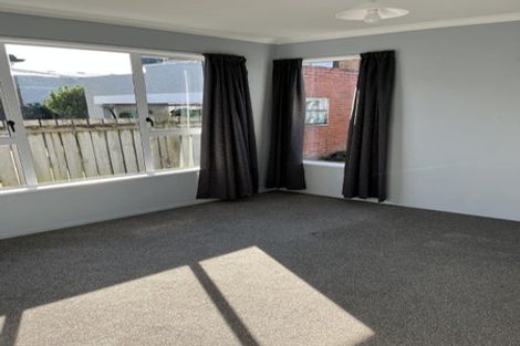 Photo of property in 19 Wesley Street, South Dunedin, Dunedin, 9012