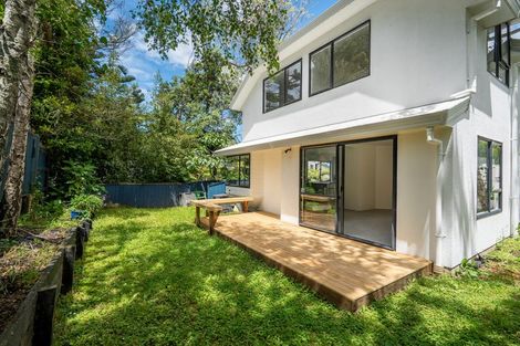 Photo of property in 3/27 Sunnynook Road, Forrest Hill, Auckland, 0620