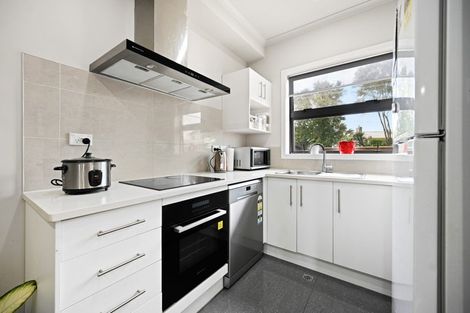 Photo of property in 2u3 Rosalind Street, Deanwell, Hamilton, 3206
