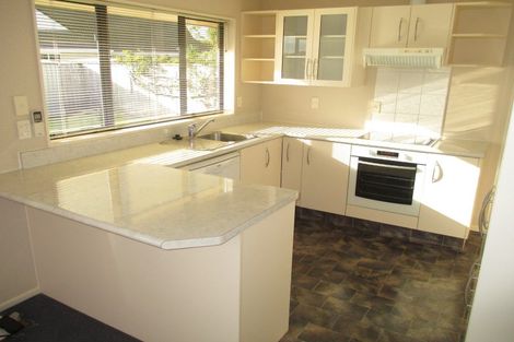 Photo of property in 38 Parnell Heights Drive, Kelvin Grove, Palmerston North, 4414