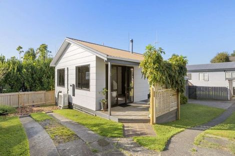 Photo of property in 2/56 Heron Avenue East, Matua, Tauranga, 3110