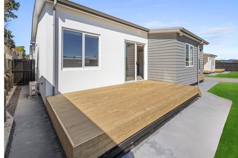 Photo of property in 63 Riley Crescent, Papamoa Beach, 3118