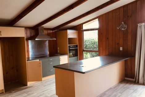 Photo of property in 34 Red Hills Road, Massey, Auckland, 0614