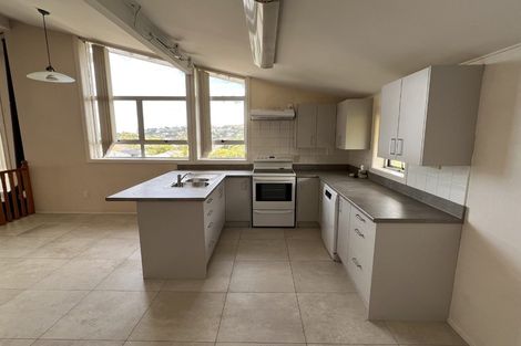 Photo of property in 86 Rosario Crescent, Red Beach, 0932