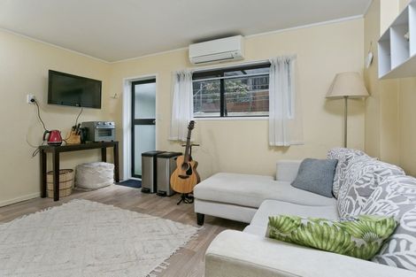 Photo of property in 1/8 City View Terrace, Birkenhead, Auckland, 0626