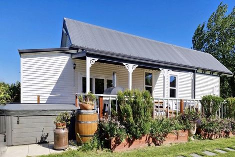 Photo of property in 246 Summerhill Road, Cust, Rangiora, 7471