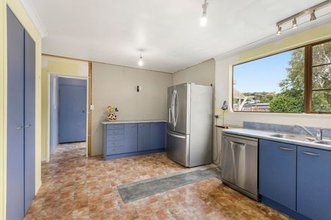 Photo of property in 17 Observatory Close, Whitby, Porirua, 5024